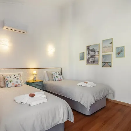 Rosal House Hébergement de vacances