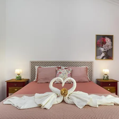 Дом отдыха Rosal House *