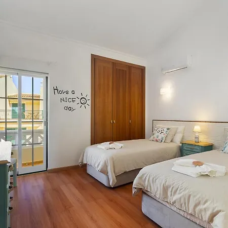 Vakantiehuis Rosal House