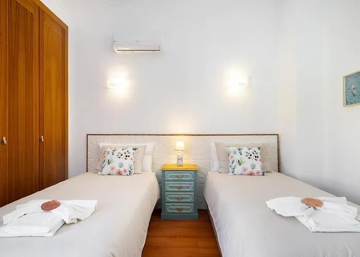 別荘 Rosal House アルブフェイラ